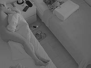 voyeurcam-julmodels-bed-7