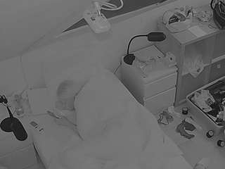 voyeurcam-julmodels-bed-7