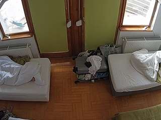 voyeurcam-julmodels-bed-7