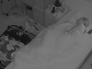 voyeurcam-julmodels-bed-7