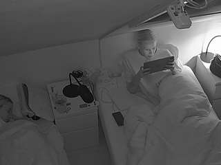 voyeurcam-julmodels-bed-7