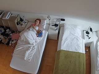 voyeurcam-julmodels-bed-7