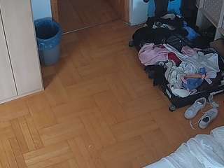 voyeurcam-julmodels-bed-7