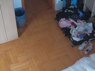 voyeurcam-julmodels-bed-7