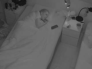 voyeurcam-julmodels-bed-7