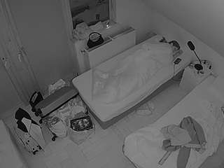 voyeurcam-julmodels-bed-7