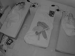 voyeurcam-julmodels-bed-7