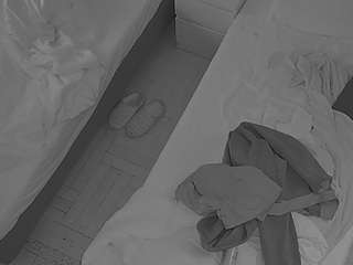 voyeurcam-julmodels-bed-7