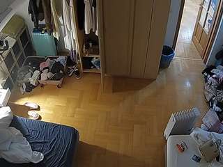 voyeurcam-julmodels-bed-7