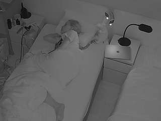 voyeurcam-julmodels-bed-7 voyeurcam-julmodels-bed-7