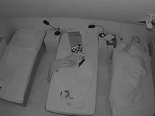 voyeurcam-julmodels-bed-7