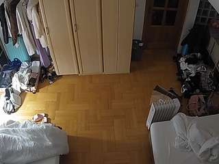 voyeurcam-julmodels-bed-7