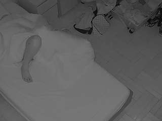 voyeurcam-julmodels-bed-7