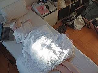 voyeurcam-julmodels-bed-7