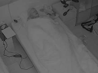 voyeurcam-julmodels-bed-7