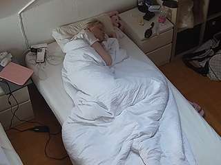 voyeurcam-julmodels-... webcam