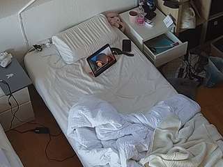 voyeurcam-julmodels-... webcam