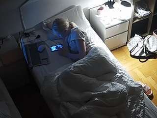 voyeurcam-julmodels-bed-7