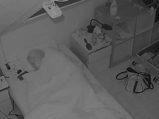 voyeurcam-julmodels-bed-7