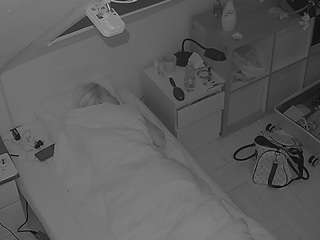 voyeurcam-julmodels-bed-7
