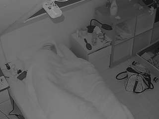 voyeurcam-julmodels-bed-7