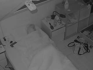 voyeurcam-julmodels-bed-7 camsoda