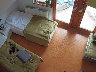 voyeurcam-julmodels-bed-7