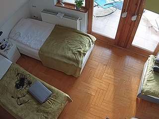 voyeurcam-julmodels-bed-7