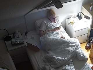 voyeurcam-julmodels-bed-7