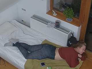 voyeurcam-julmodels-bed-7