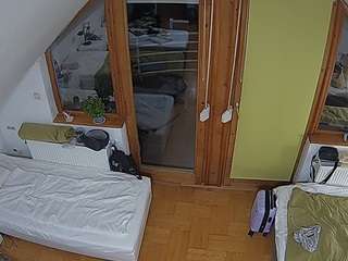 voyeurcam-julmodels-bed-7