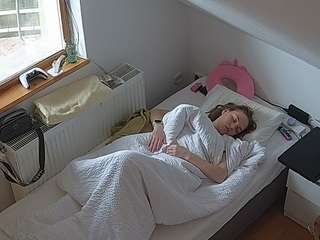 voyeurcam-julmodels-bed-7