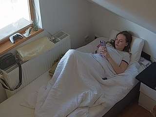 voyeurcam-julmodels-bed-7