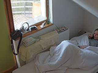 voyeurcam-julmodels-bed-7