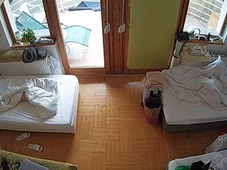 voyeurcam-julmodels-bed-7