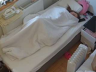voyeurcam-julmodels-bed-7