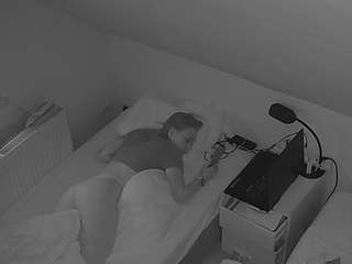 voyeurcam-julmodels-bed-7