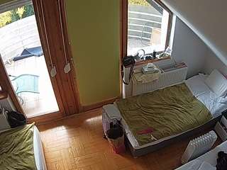 voyeurcam-julmodels-bed-7