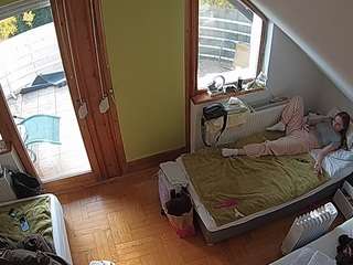 voyeurcam-julmodels-bed-7