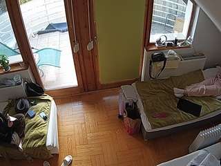 voyeurcam-julmodels-bed-7
