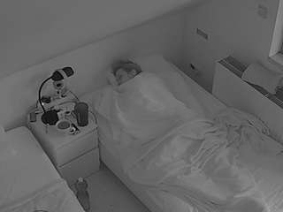 voyeurcam-julmodels-bed-7