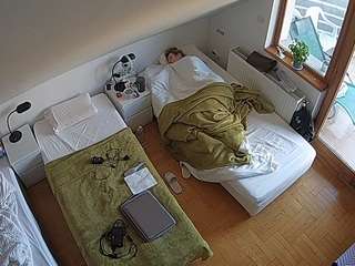 voyeurcam-julmodels-bed-7