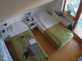 voyeurcam-julmodels-bed-7