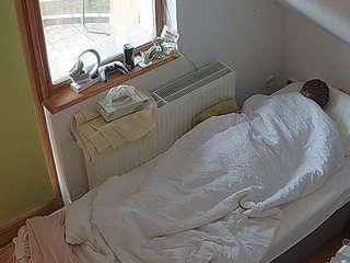 voyeurcam-julmodels-bed-7