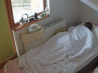voyeurcam-julmodels-bed-7