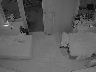 voyeurcam-julmodels-bed-7