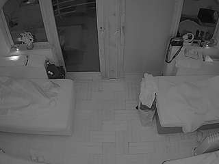 voyeurcam-julmodels-bed-7
