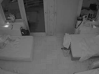 voyeurcam-julmodels-bed-7