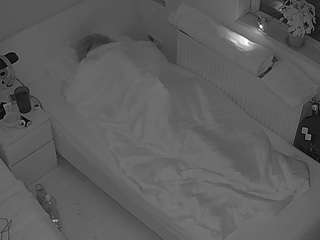 voyeurcam-julmodels-bed-7