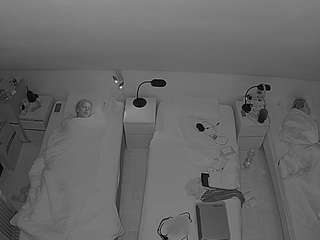 voyeurcam-julmodels-bed-7